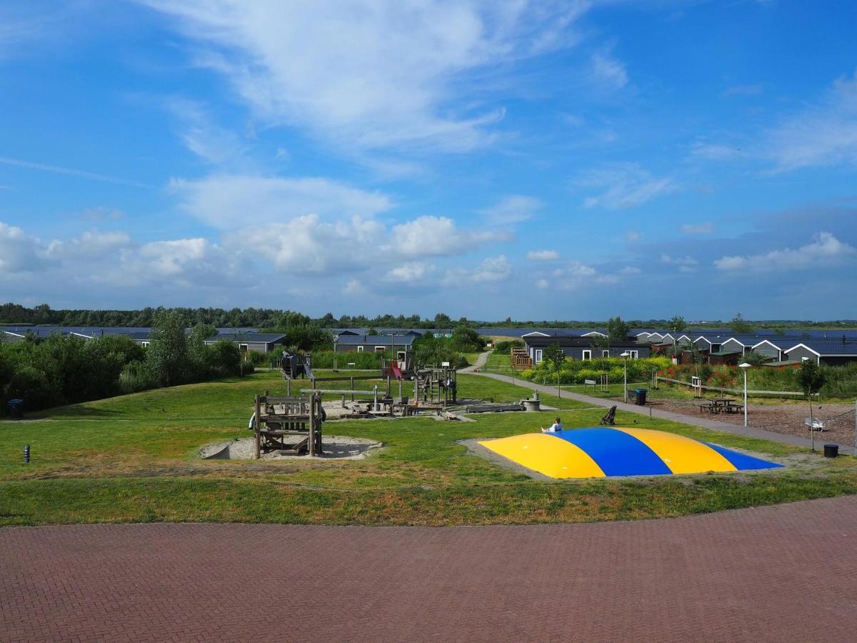 Bj Chalets - De Rug 3 - Vakantiepark Lauwersoog - Luxe Chalet Met Vaatwasser En Inloopkast! Vroege Incheck! Met Airco! Exterior foto